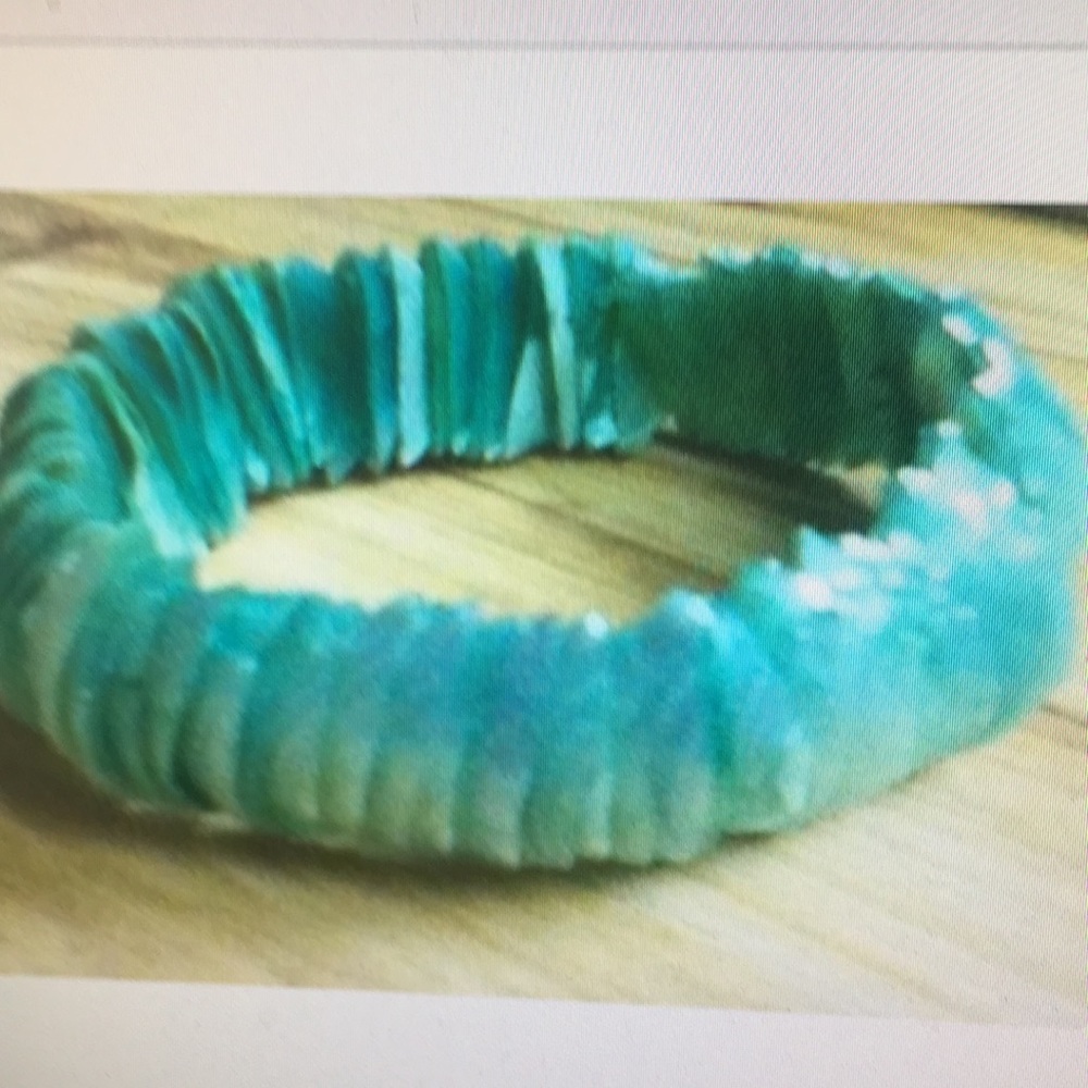 Shell bracelet from Capri pastel green